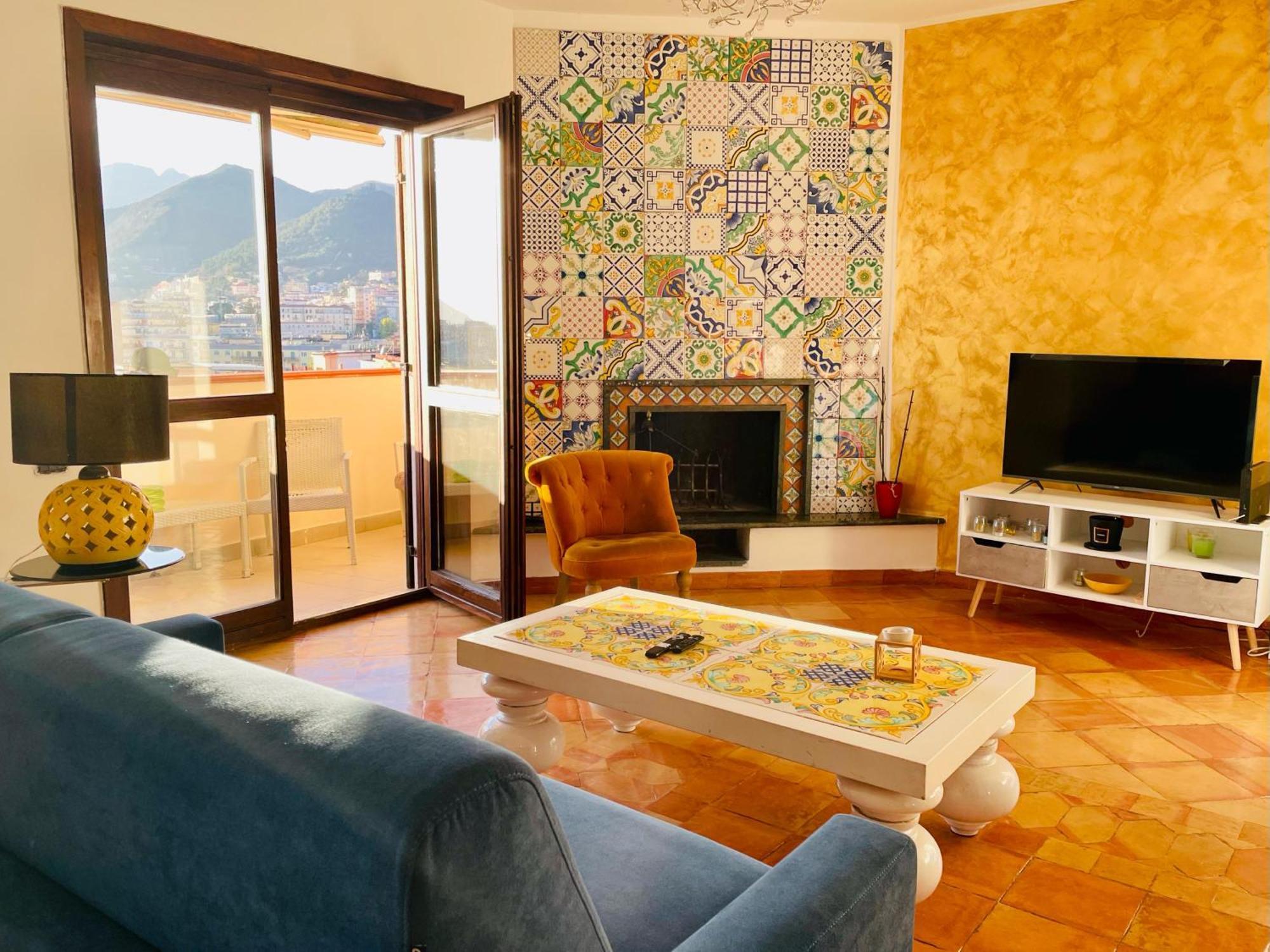 Donna Filomena Casa Vacanza Park Bougainville 萨莱诺 外观 照片