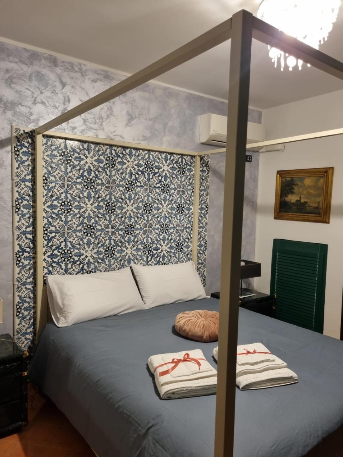 Donna Filomena Casa Vacanza Park Bougainville 萨莱诺 外观 照片