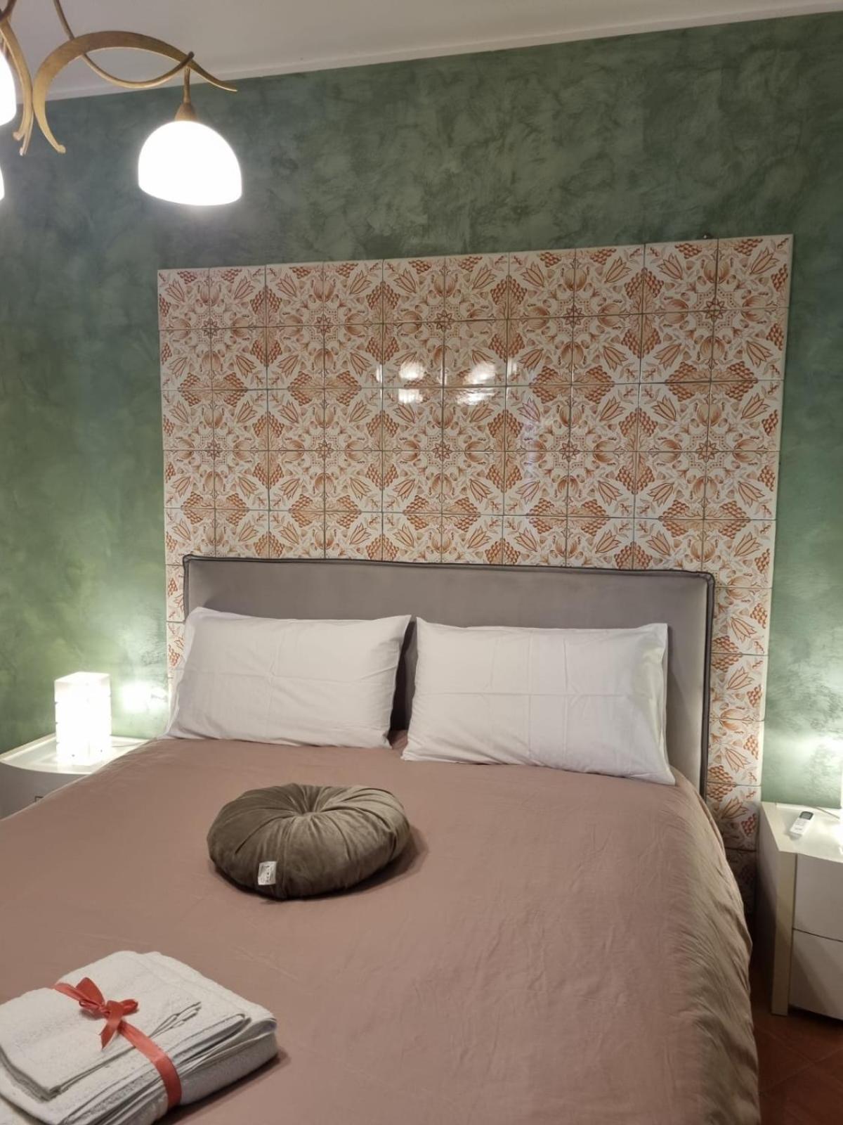 Donna Filomena Casa Vacanza Park Bougainville 萨莱诺 外观 照片